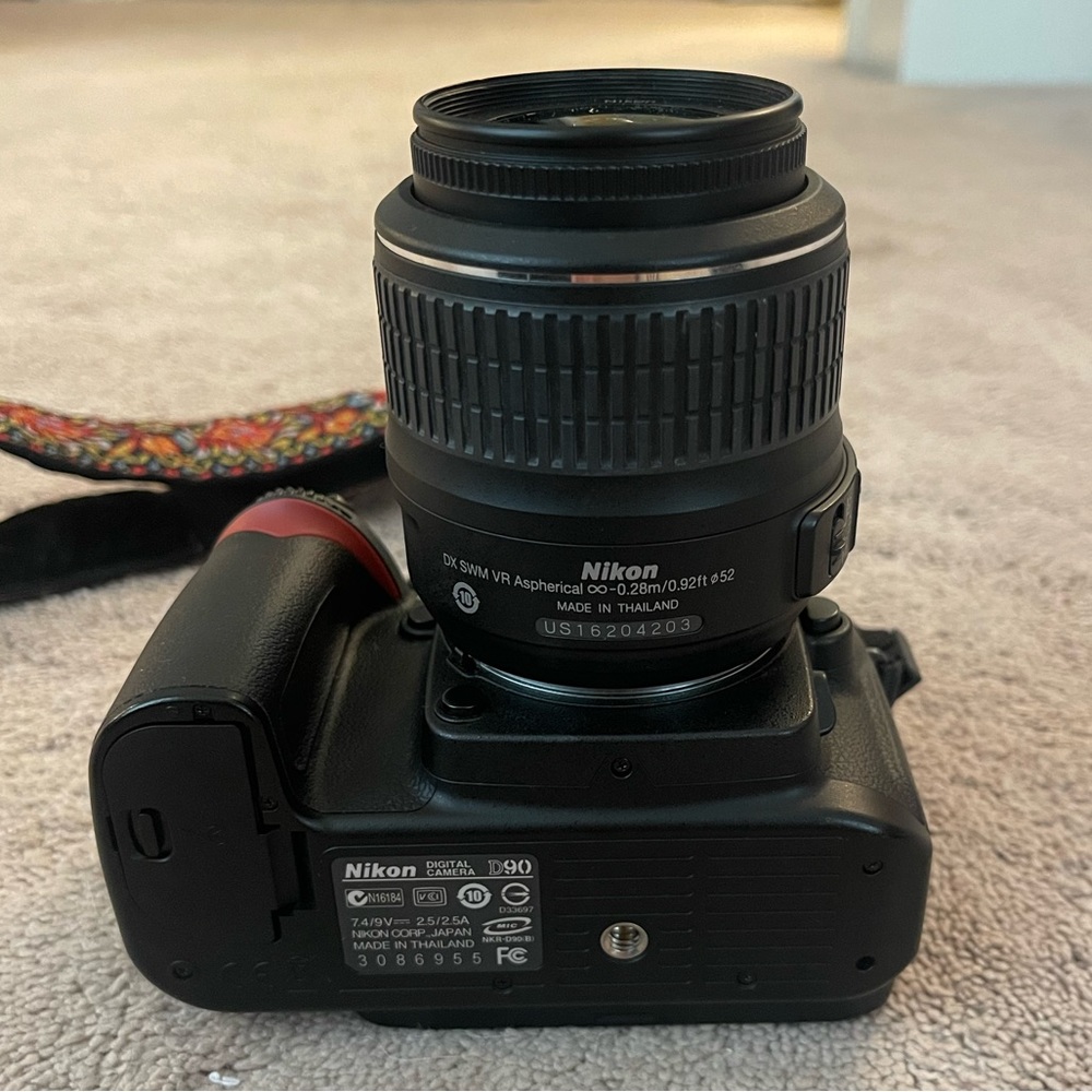Nikon D90 - Picture 15 of 17